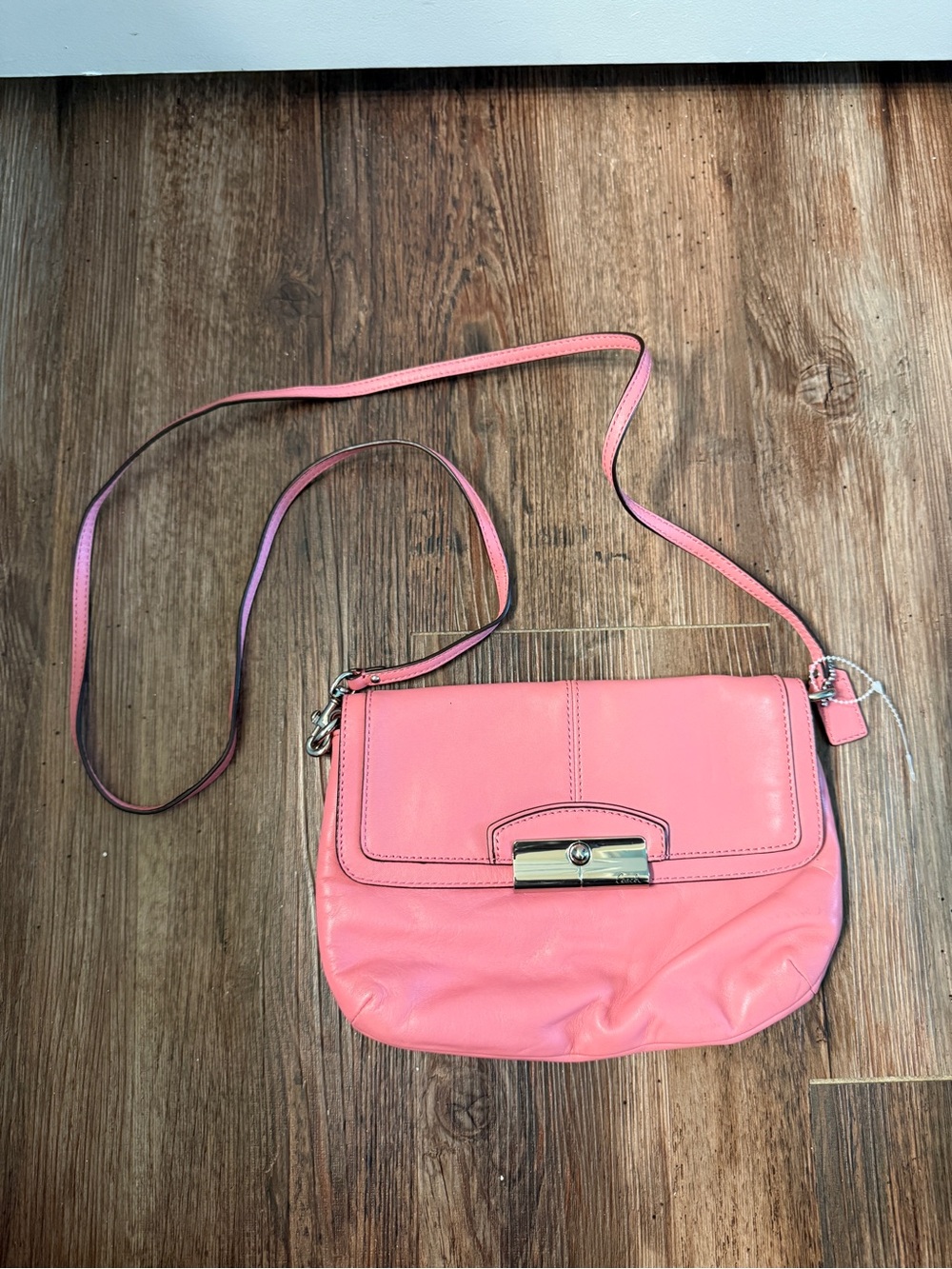 Vintage Coach Kristin Pink, Leather Crossbody Bag with Magnetic Closure